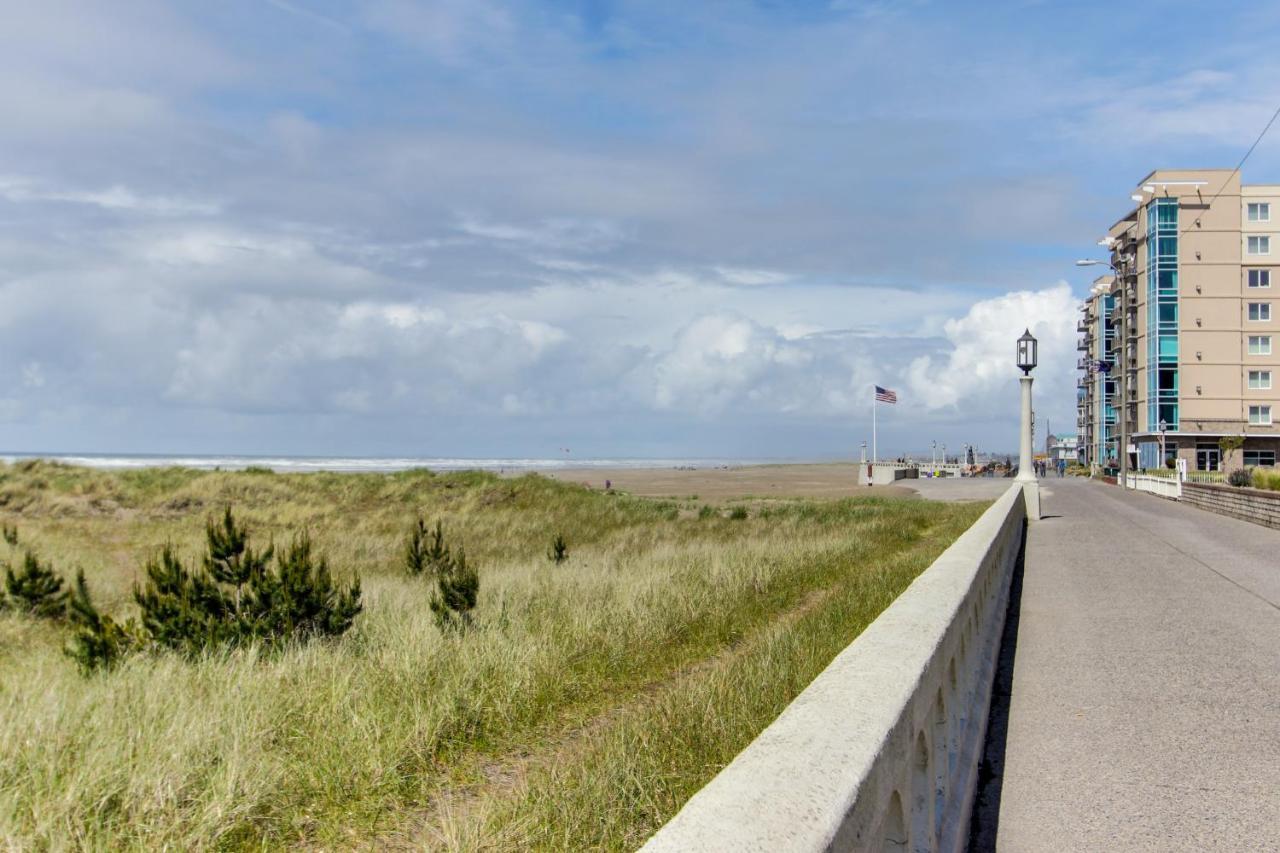 Sand & Sea: Pacific View Seaside Bagian luar foto